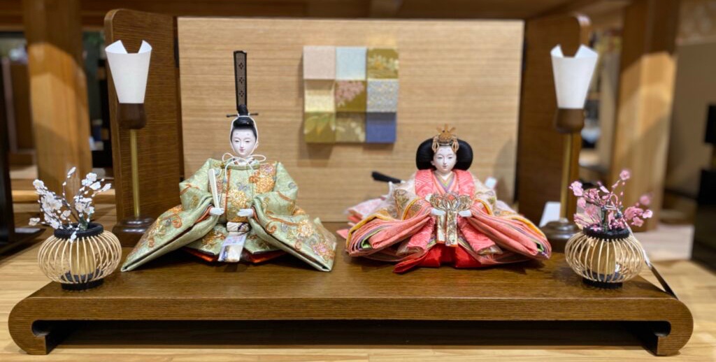 小出松寿作　オーガンジー金襴親王飾りの画像