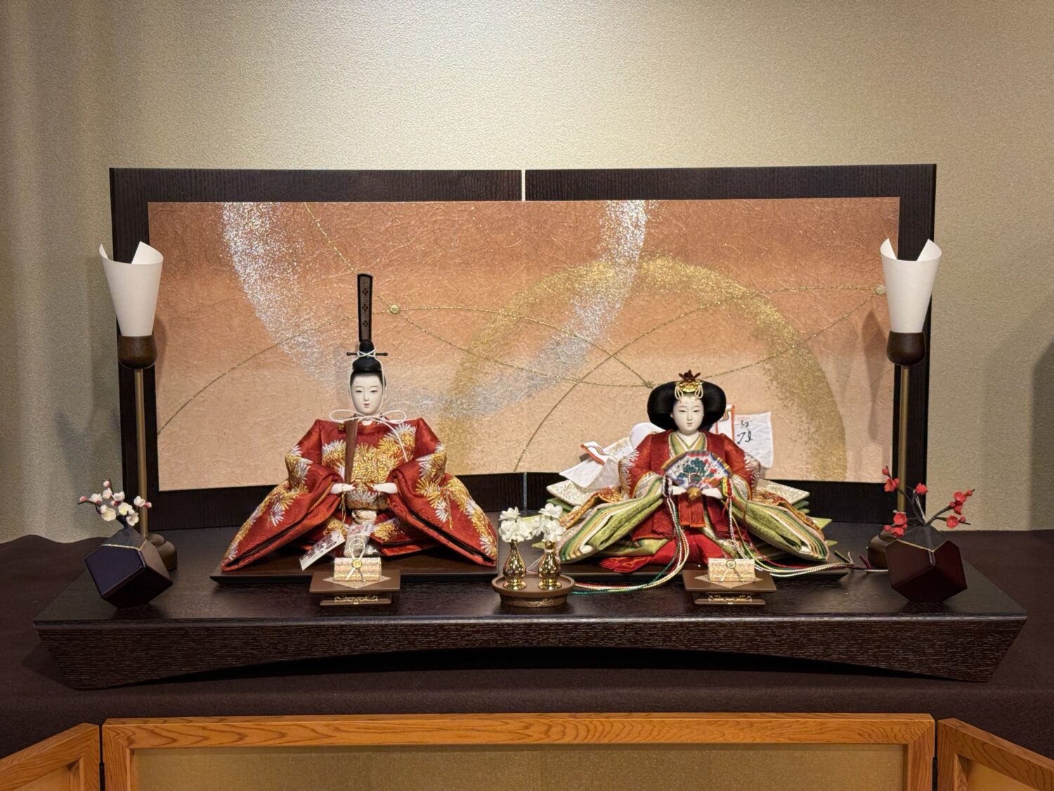 小出松寿作　金銀松京刺繍親王飾りの画像